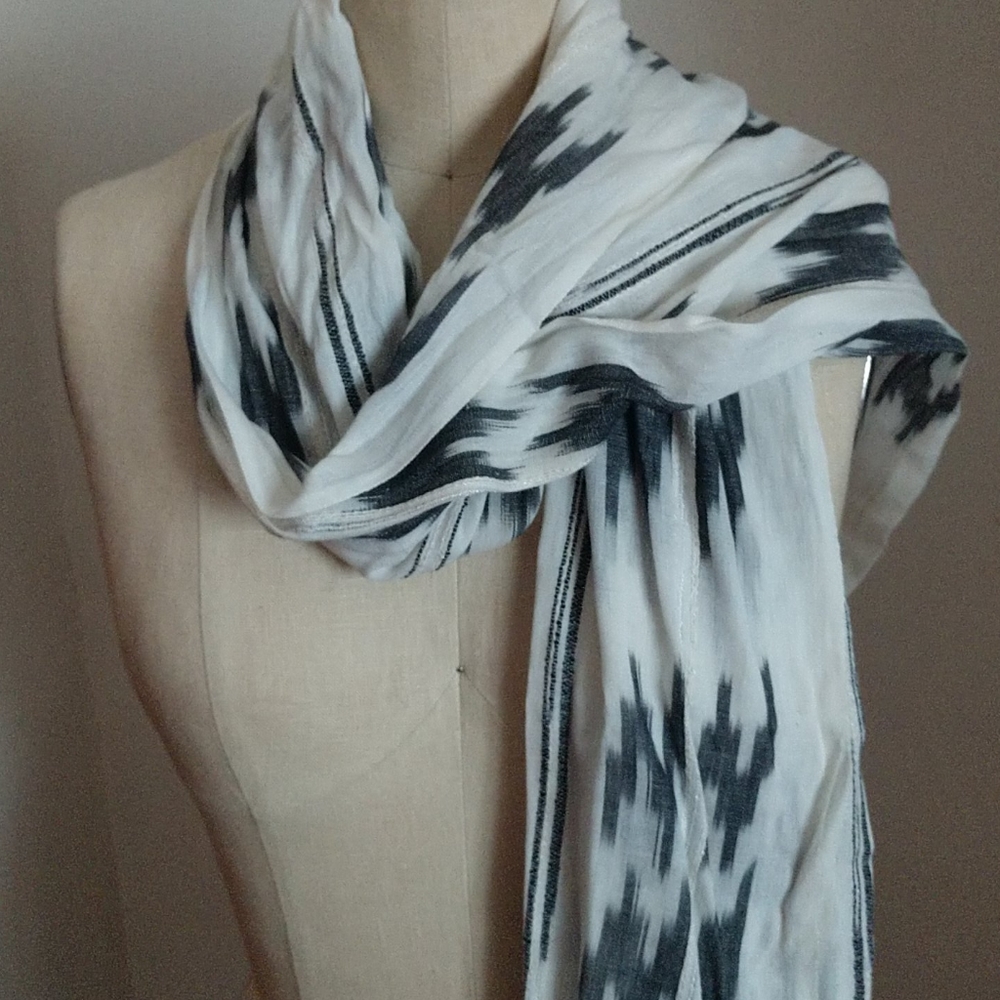 #5 Copy Ikat SILK & Cotton Black & White Scarf